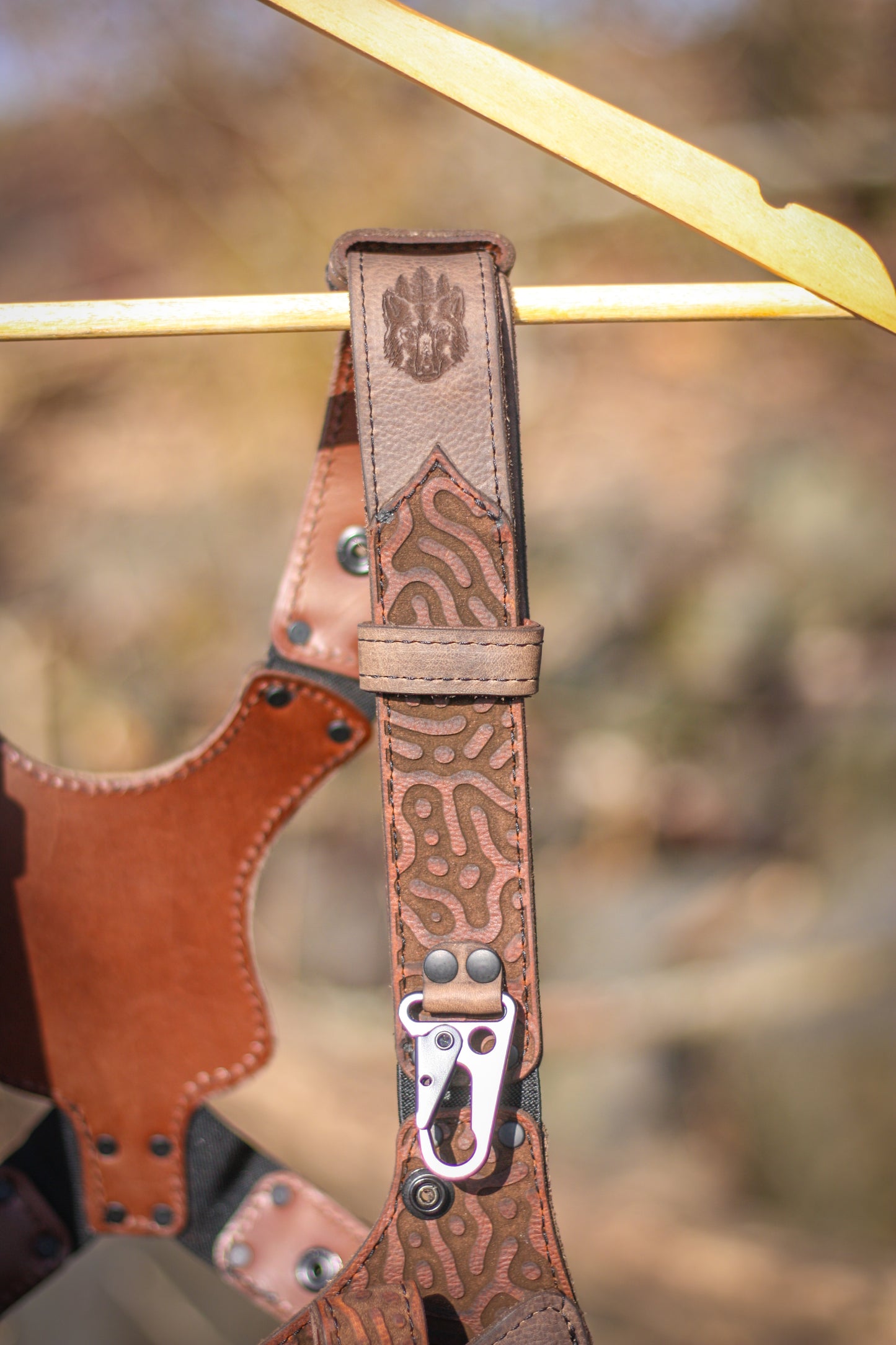 Pattern Engraved Minimal