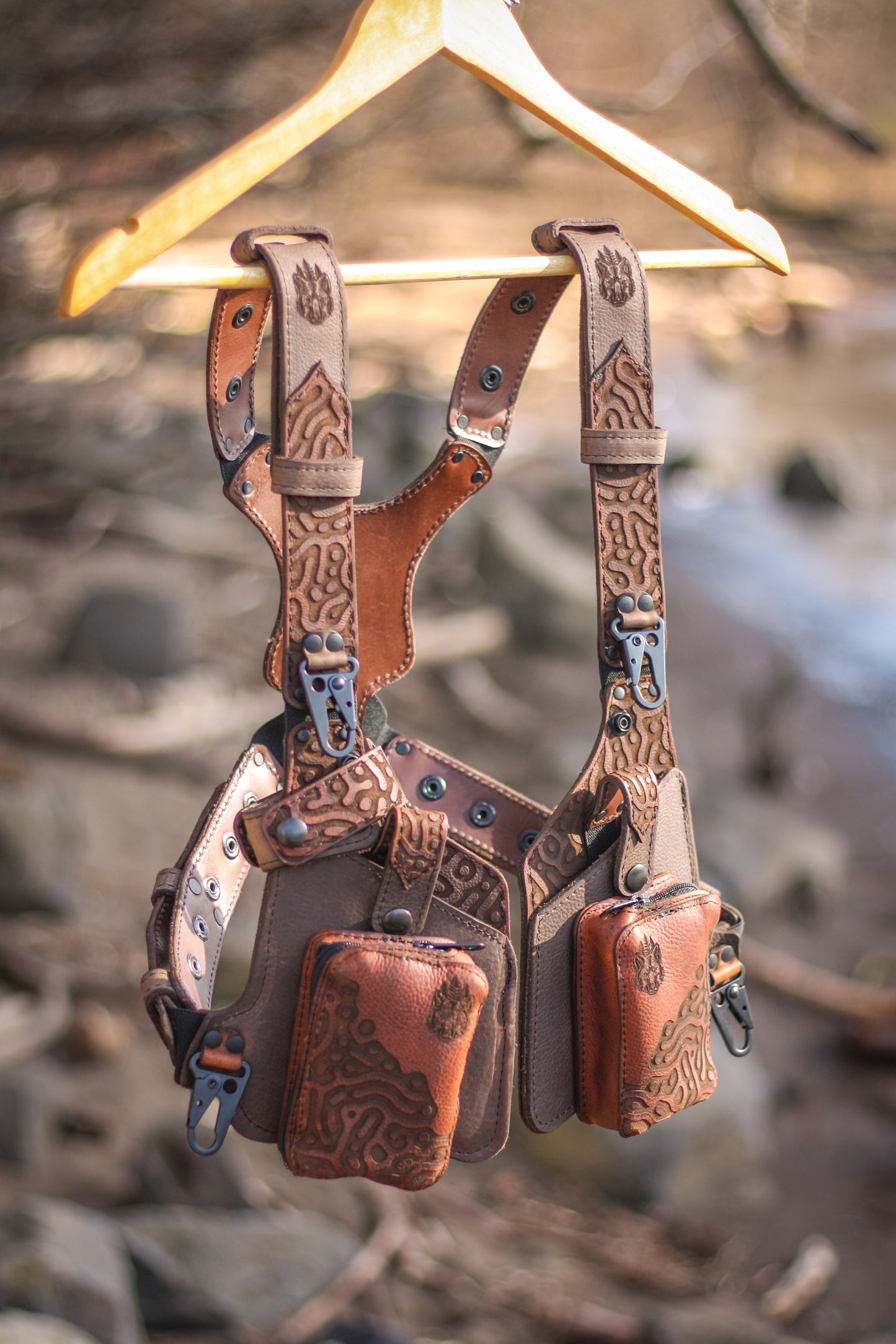 Pattern Engraved Minimal