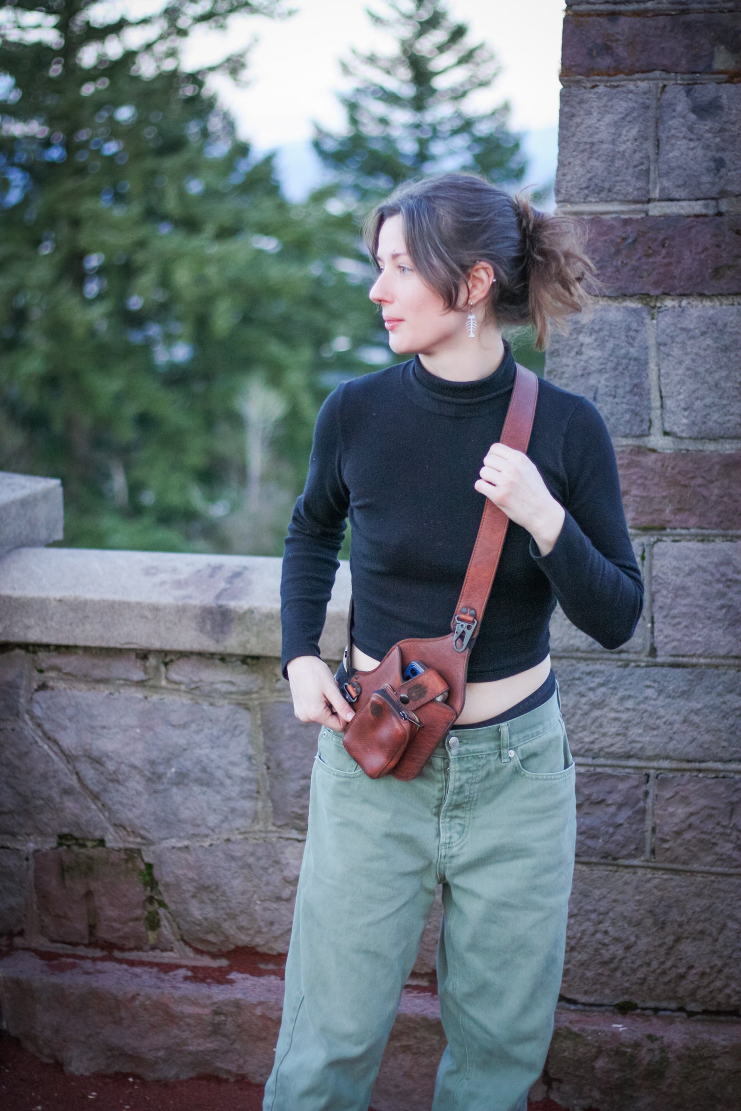 Minimal Crossbody