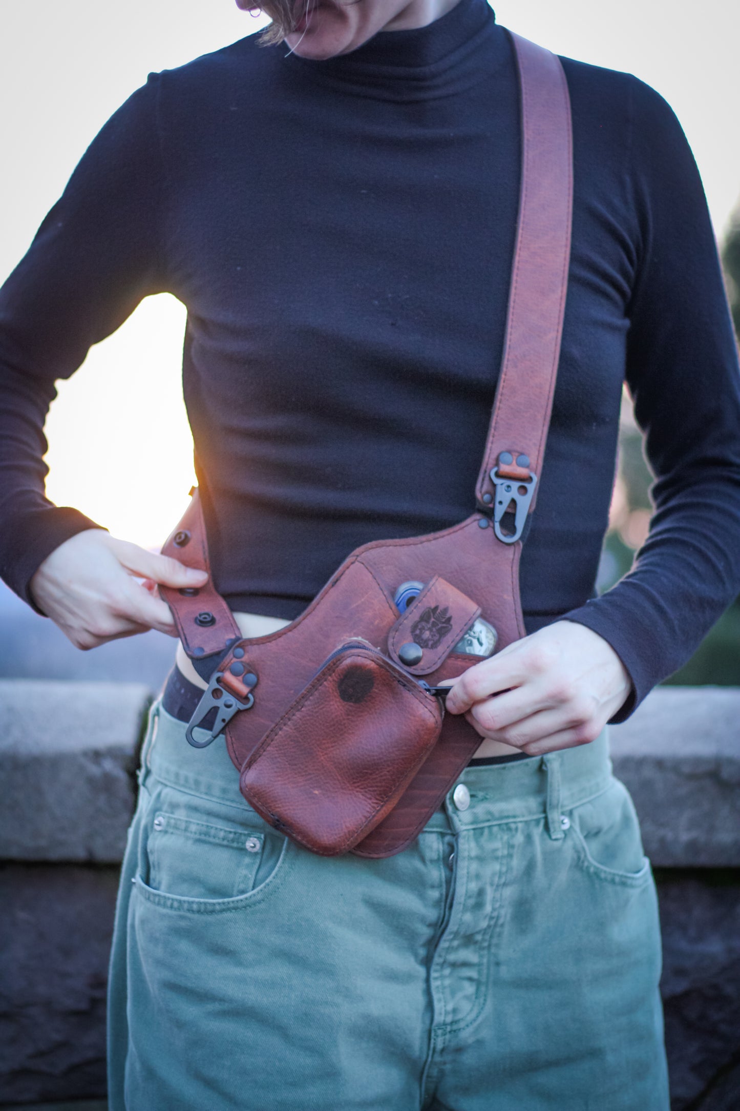 Minimal Crossbody
